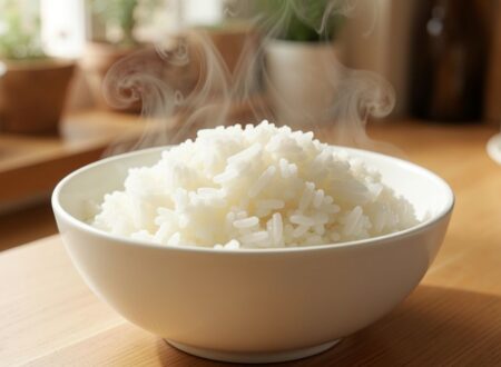 Dampfreis: Fluffy Steamed Rice Made Easy